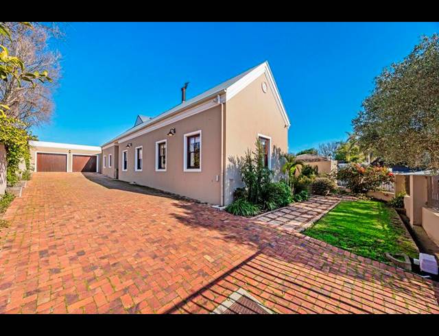 4 BEDROOM HOUSE FOR SALE IN VIERLANDEN